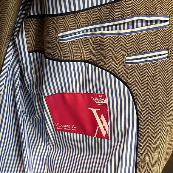 Linen Blazer Vicomte A. 2-Button Light Brown(Tan)/Cream Large EUC - Picture 9 of 14